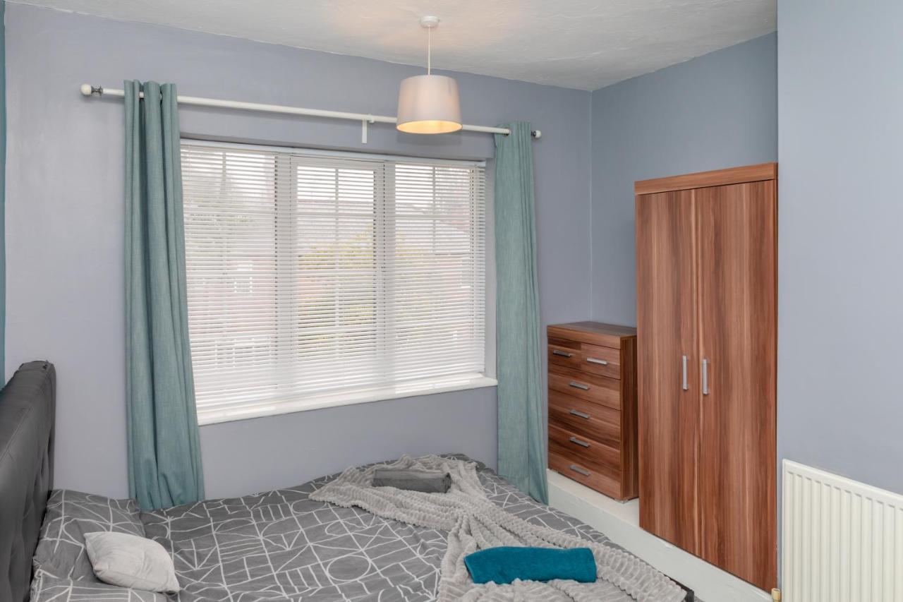 Leeds City Centre Spacious House Free Parking And Wi-Fi Exterior foto